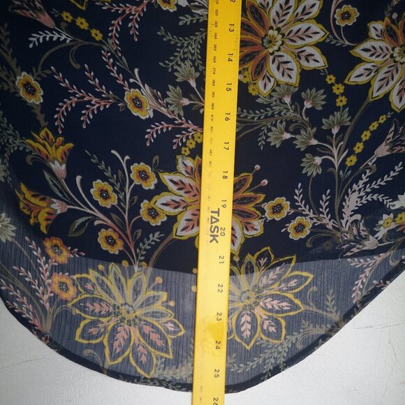 St John's Bay Ladies Size Small Navy with Flower Pattern Loose Fit Blouse - Picture 7 of 7